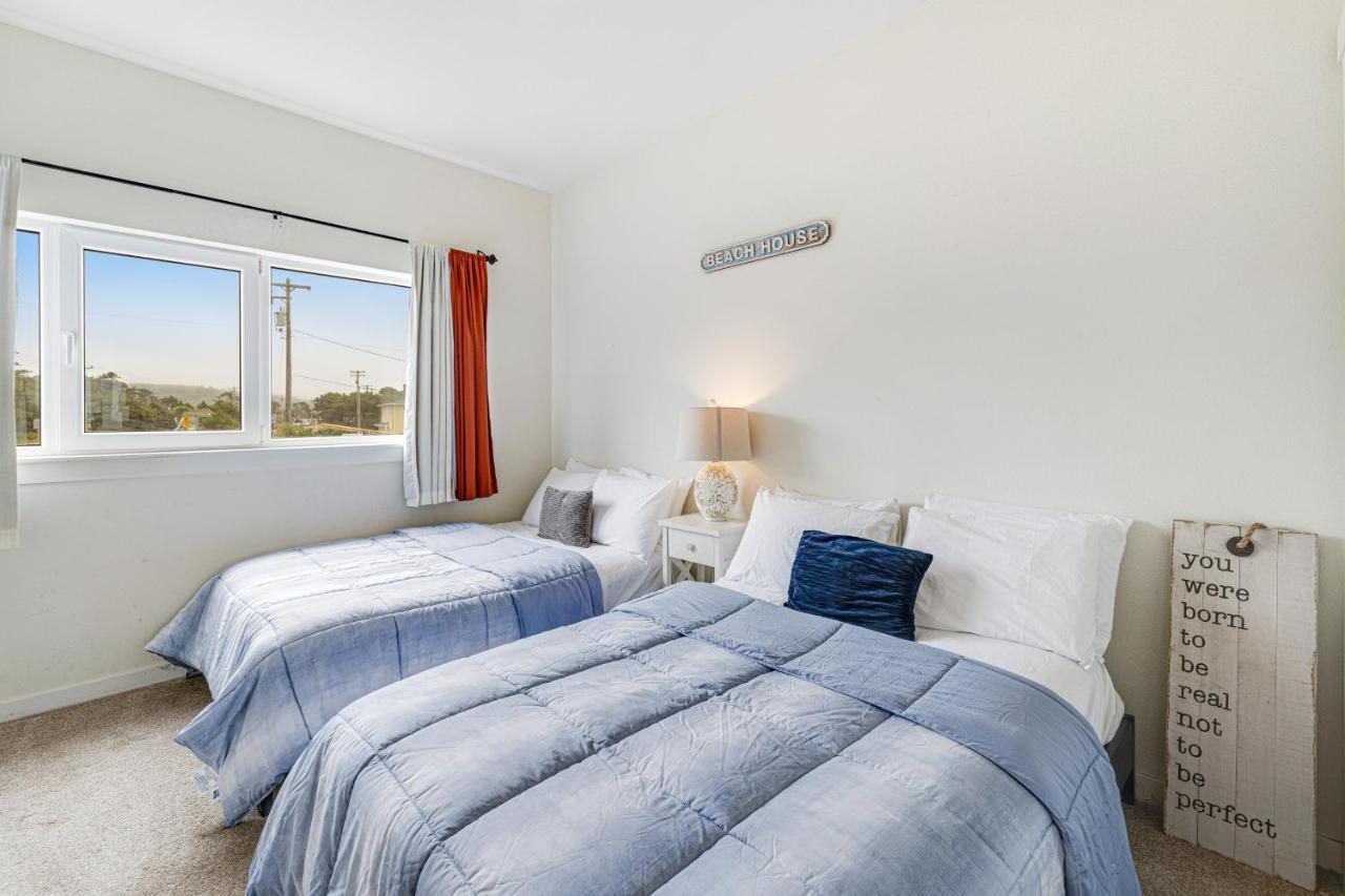 Apartamento Serenity By The Sea Rockaway Beach Exterior foto